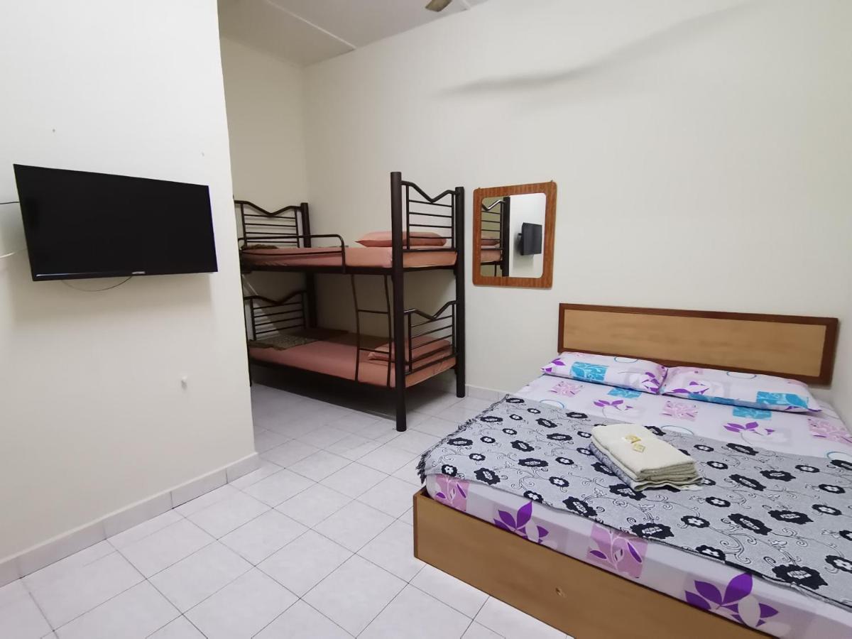 Nipahmas Chalet Pekan Pangkor ภายนอก รูปภาพ