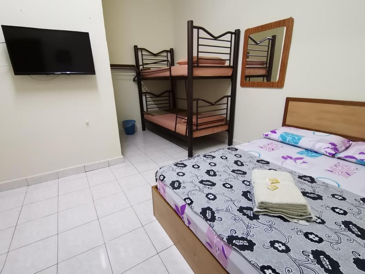 Nipahmas Chalet Pekan Pangkor ภายนอก รูปภาพ